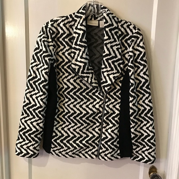 Like New Chico’s Black/white zig zag jacket - Picture 1 of 3